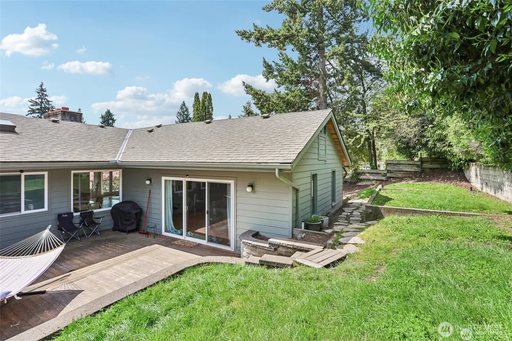 12456 SE 27th Street Bellevue, WA 98005