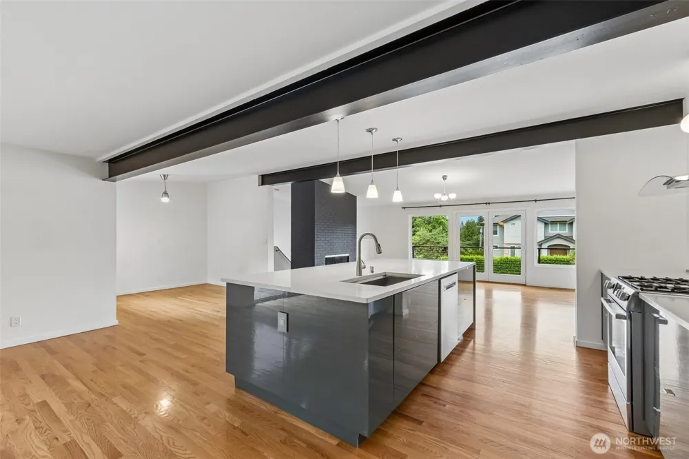 12456 SE 27th Street Bellevue, WA 98005