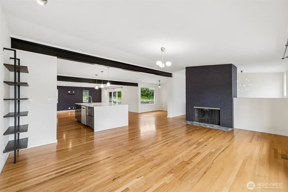 12456 SE 27th Street Bellevue, WA 98005
