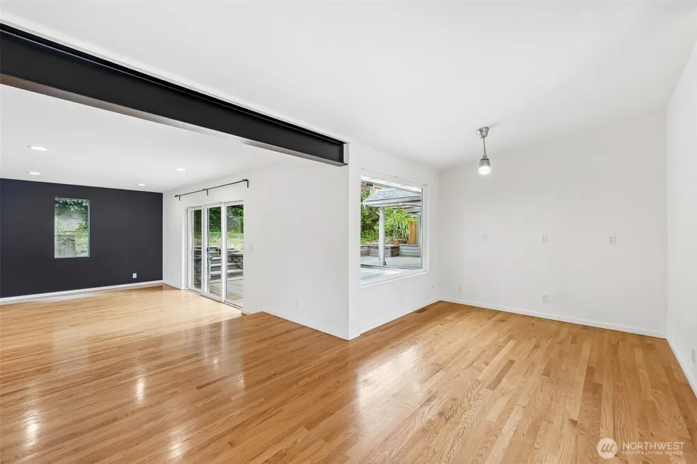 12456 SE 27th Street Bellevue, WA 98005