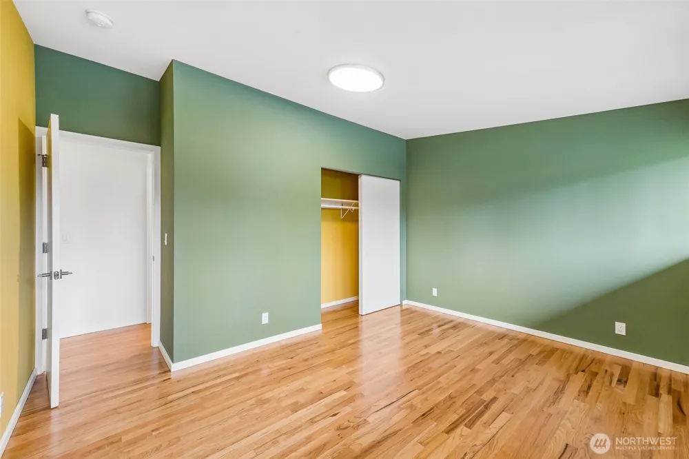 12456 SE 27th Street Bellevue, WA 98005