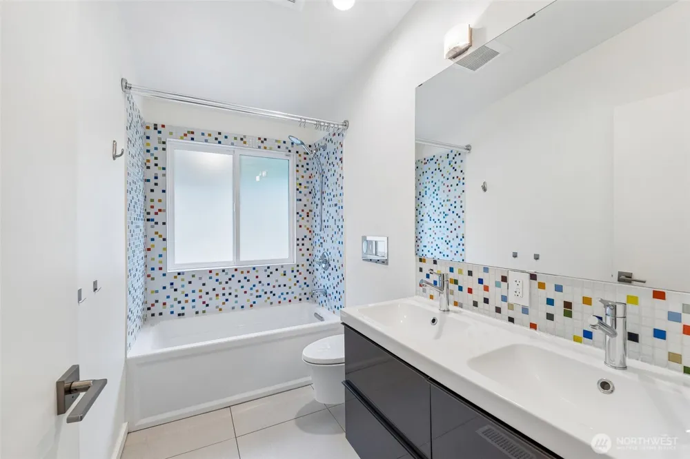 12456 SE 27th Street Bellevue, WA 98005