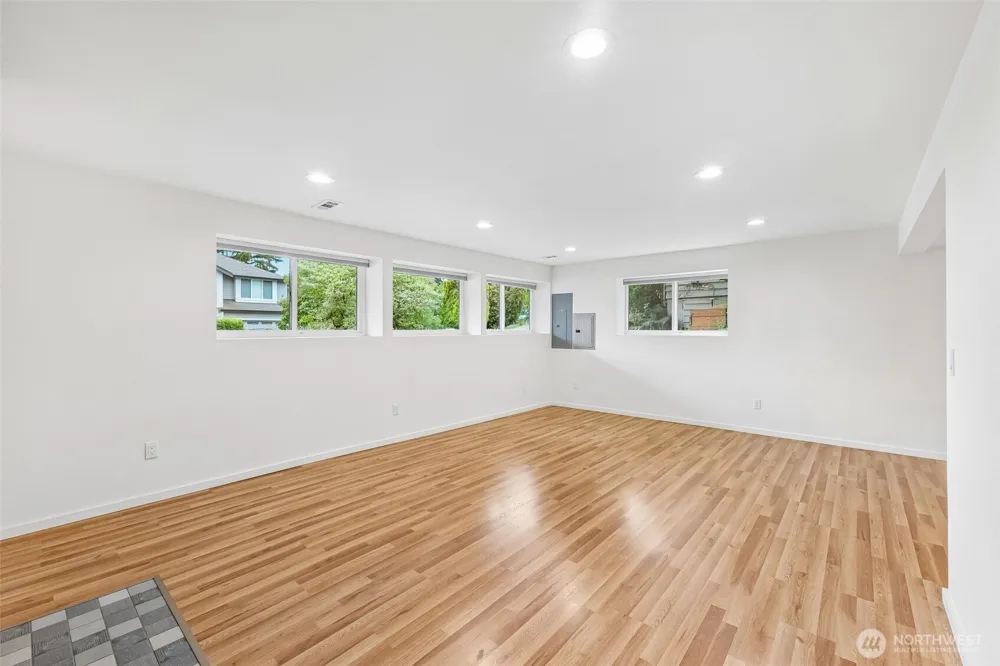 12456 SE 27th Street Bellevue, WA 98005