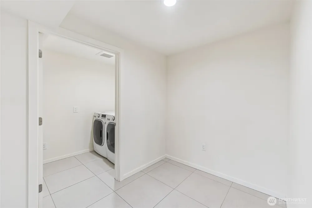 12456 SE 27th Street Bellevue, WA 98005