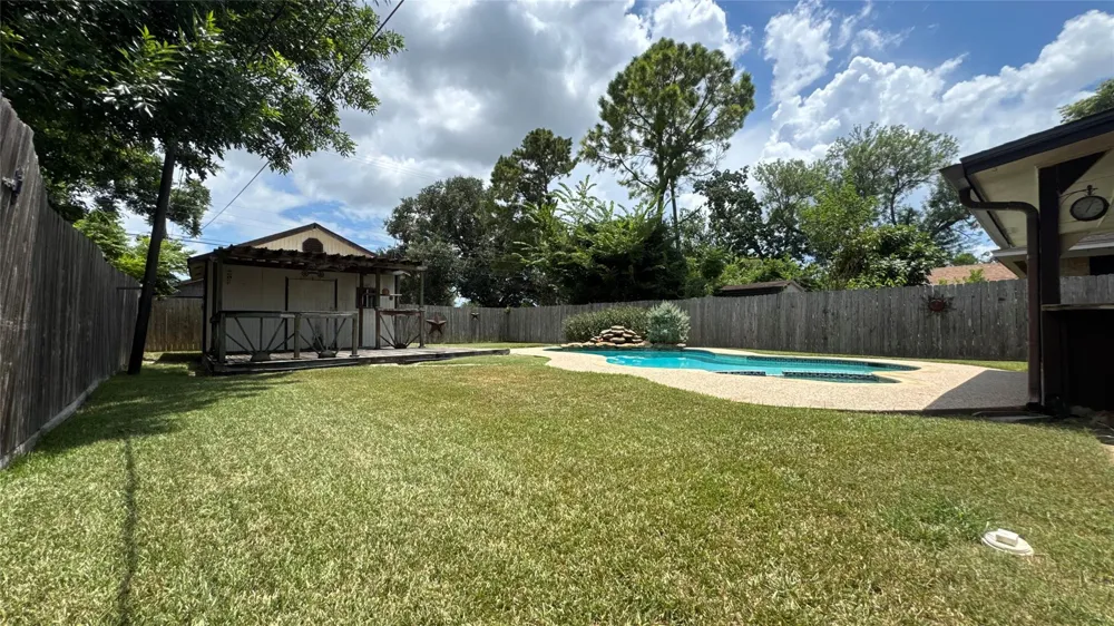 606 Nevada Street South Houston, TX 77587