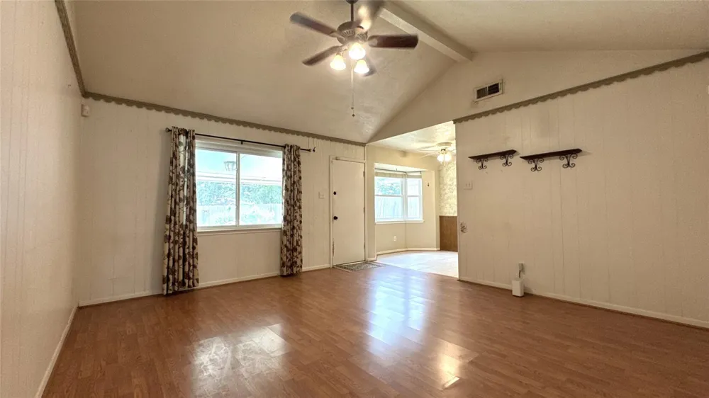 606 Nevada Street South Houston, TX 77587