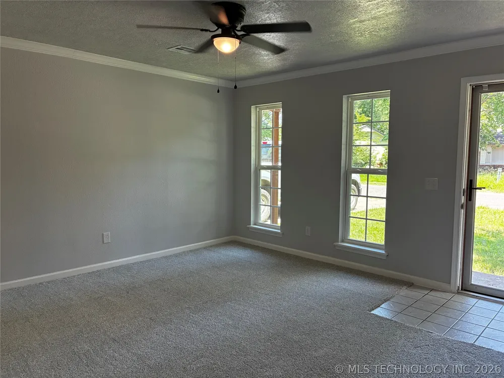 517 W Park Street Wagoner, OK 74467