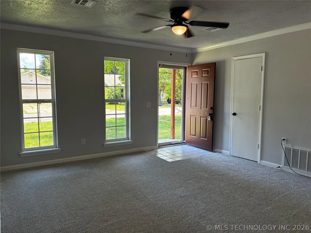 517 W Park Street Wagoner, OK 74467