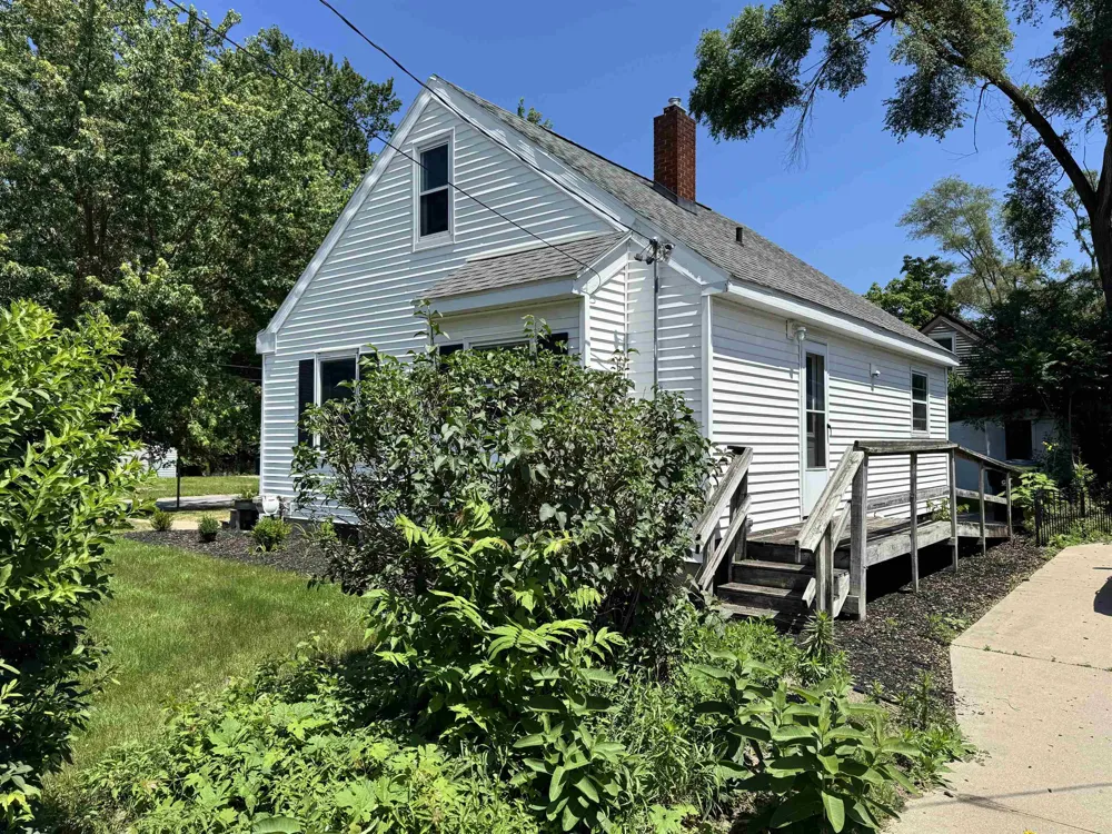 104 Bradley Midland City, MI 48640