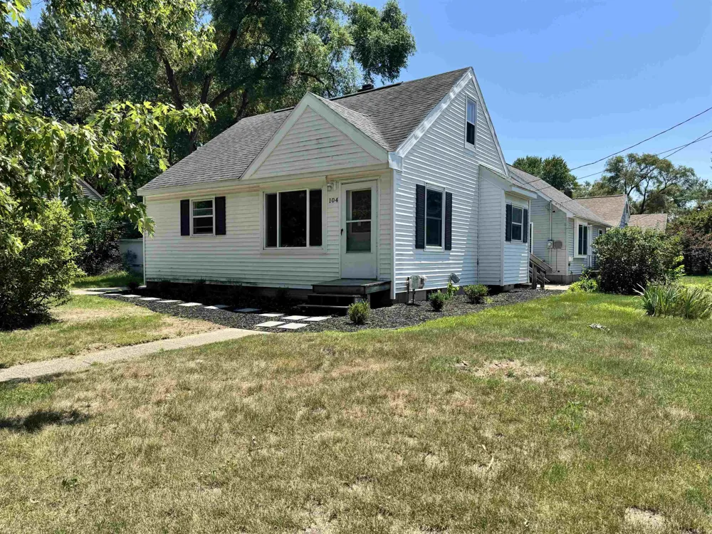 104 Bradley Midland City, MI 48640