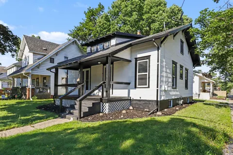 39 Woodward Avenue