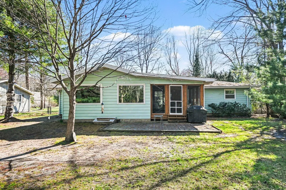 15972 Prusa Road Chikaming Township, MI 49129