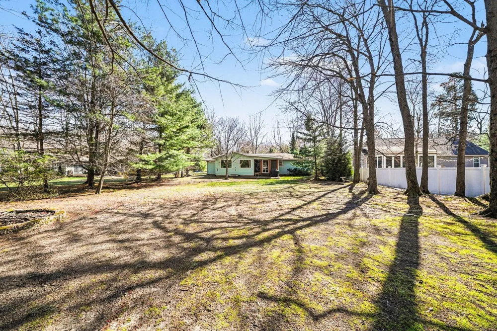 15972 Prusa Road Chikaming Township, MI 49129