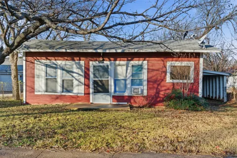 309 S Ostrom Avenue