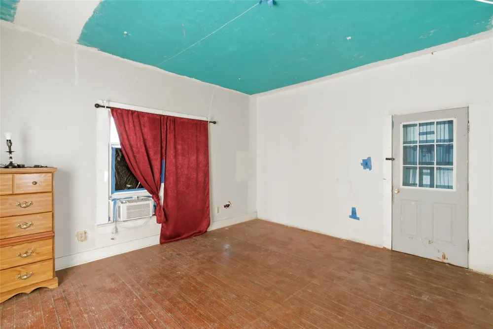 309 S Ostrom Avenue Eastland, TX 76448