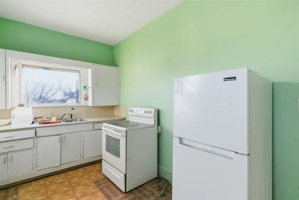 309 S Ostrom Avenue Eastland, TX 76448