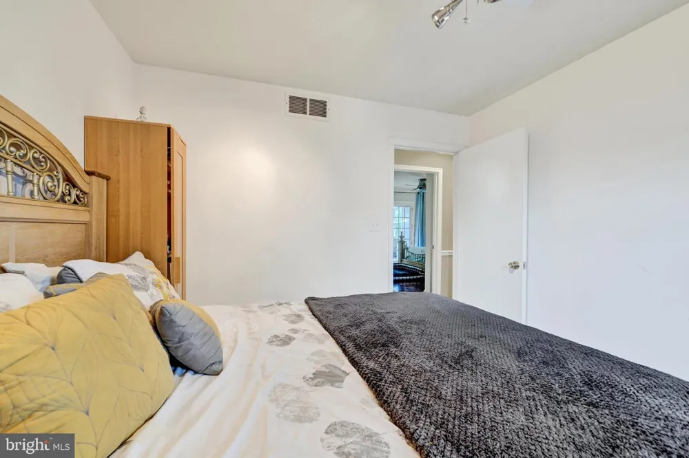 16555 OLD FREDERICK ROAD Mount Airy, MD 21771