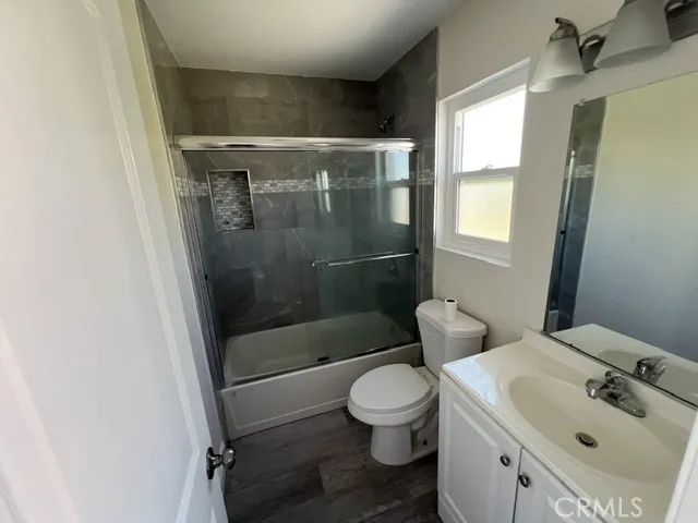 820 Adele Street #D Orange, CA 92867