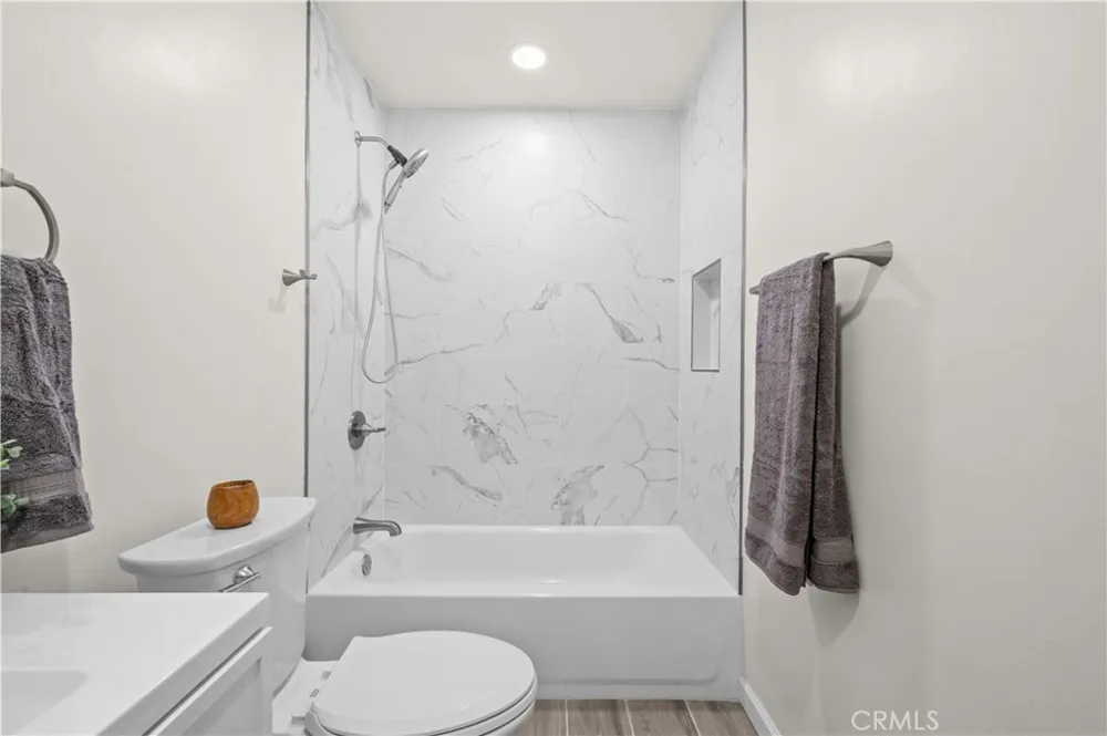 1450 Gulf Wilmington, CA 90744