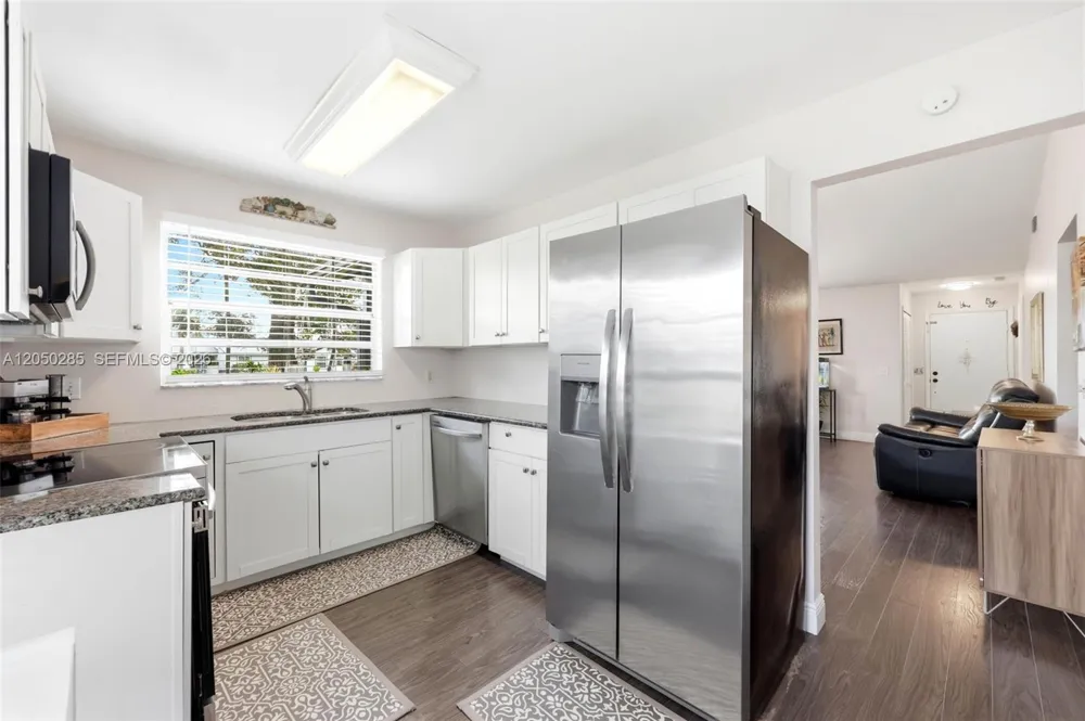 10548 Quincy CT Lehigh Acres, FL 33936