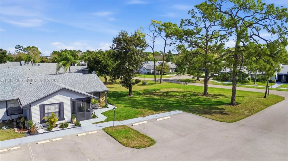 10548 Quincy CT Lehigh Acres, FL 33936