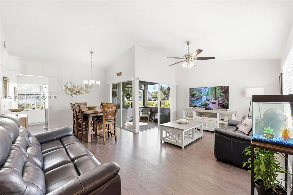 10548 Quincy CT Lehigh Acres, FL 33936
