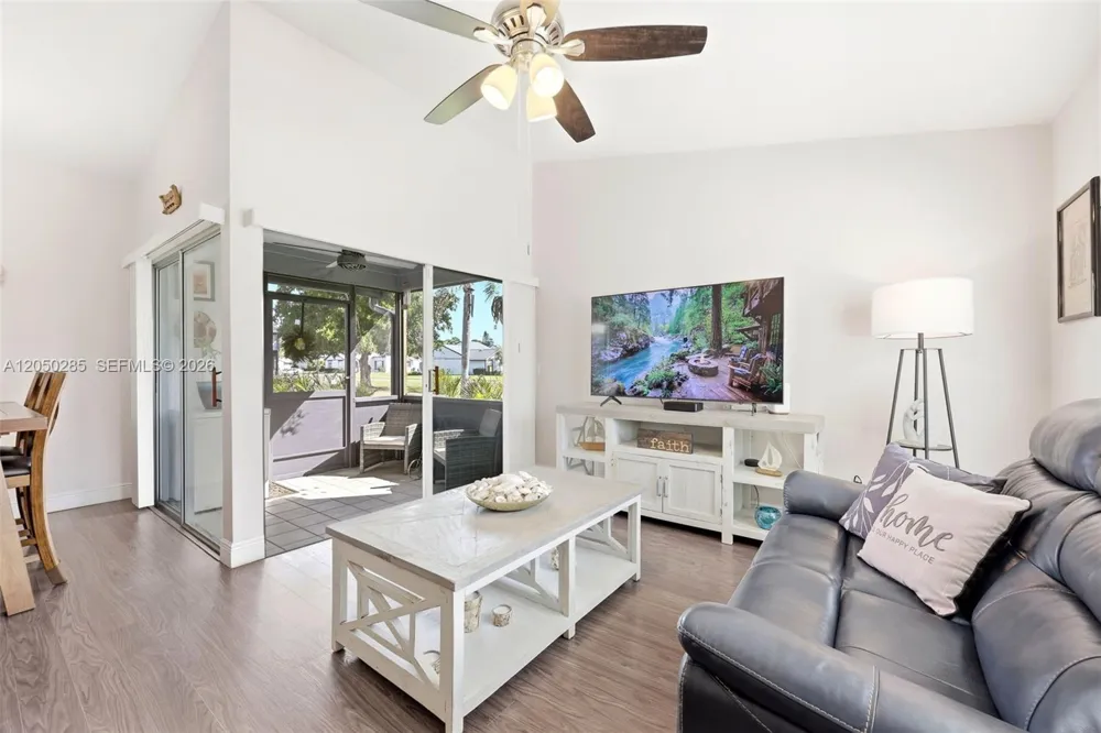 10548 Quincy CT Lehigh Acres, FL 33936