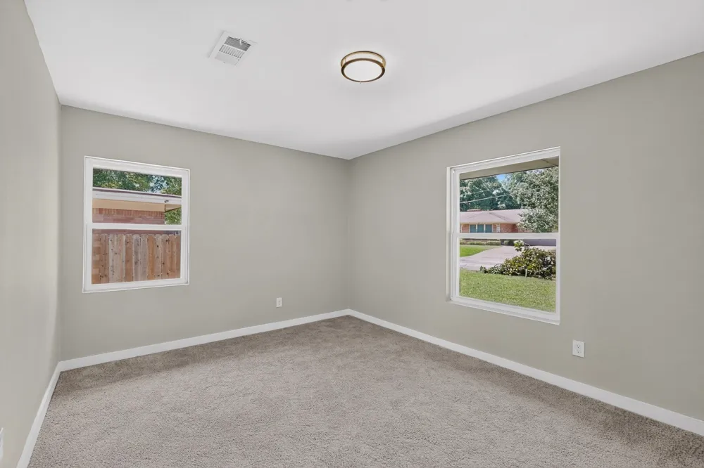 811 Tarryall Drive Dallas, TX 75224