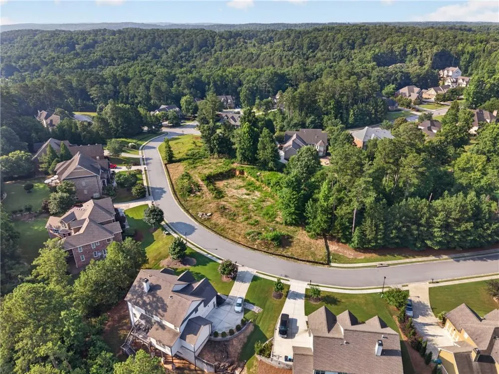 2643 Running River Court Lawrenceville, GA 30045