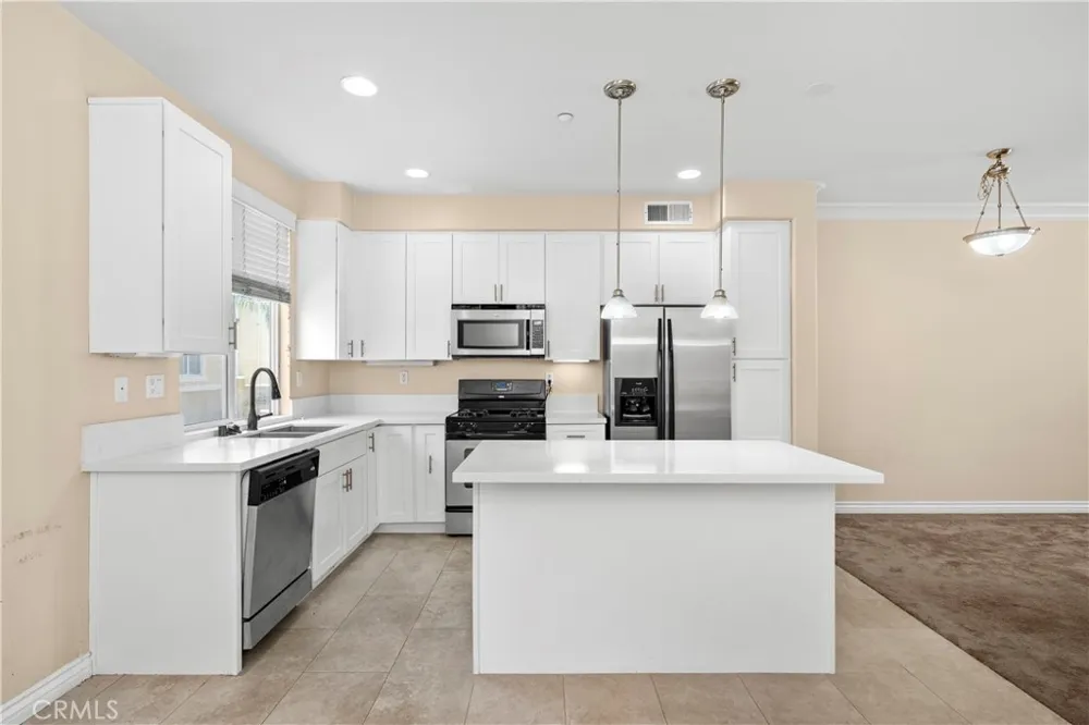 745 Paradise National City, CA 91950