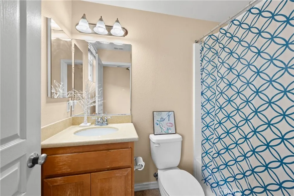 745 Paradise National City, CA 91950