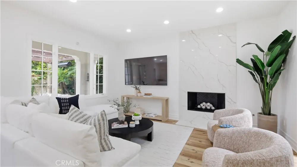 26 Sidney Bay Drive Newport Coast, CA 92657