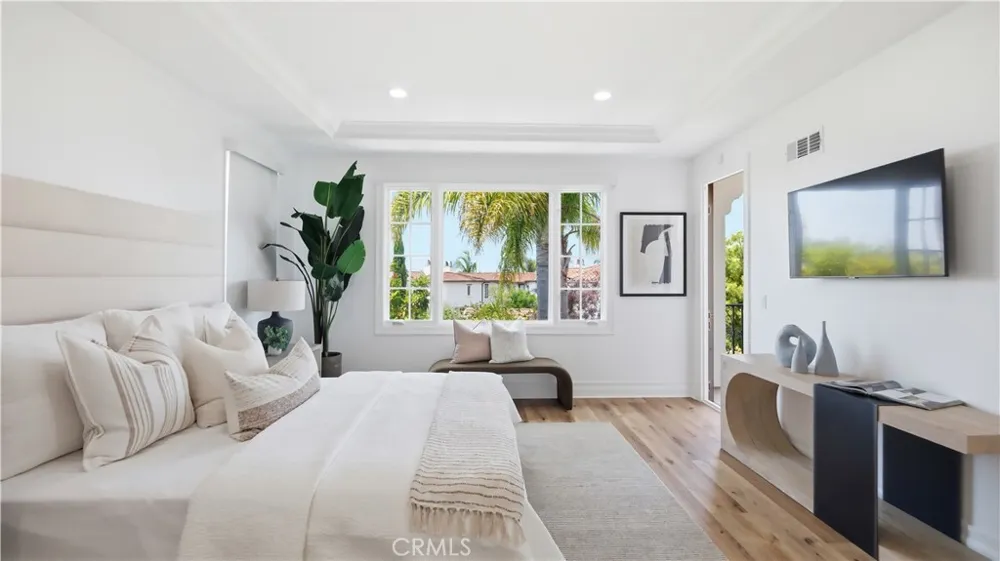 26 Sidney Bay Drive Newport Coast, CA 92657