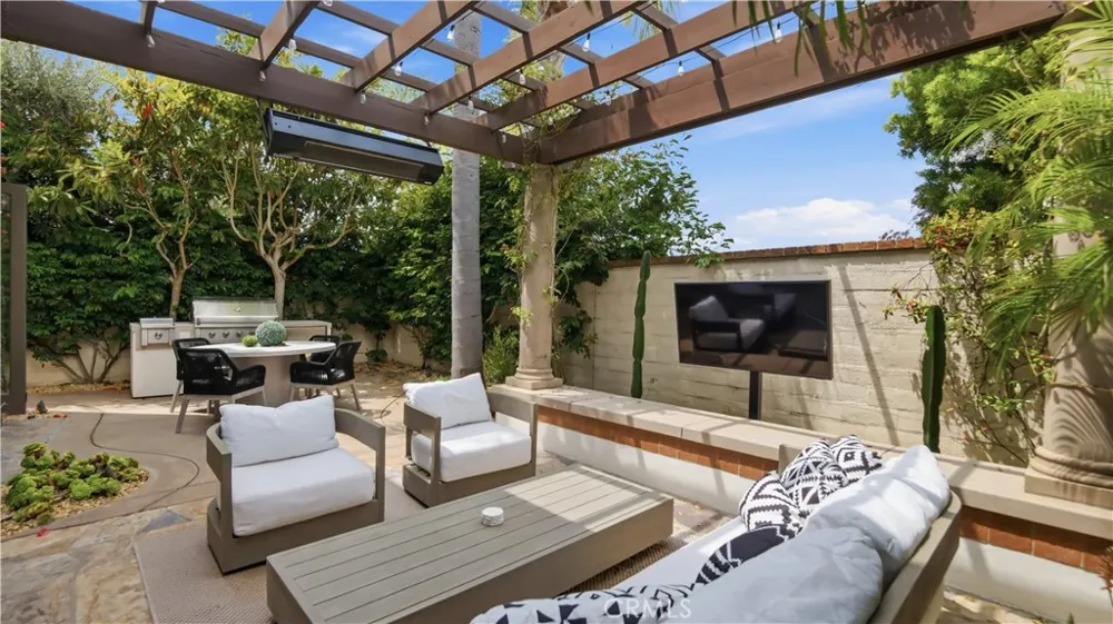 26 Sidney Bay Drive Newport Coast, CA 92657