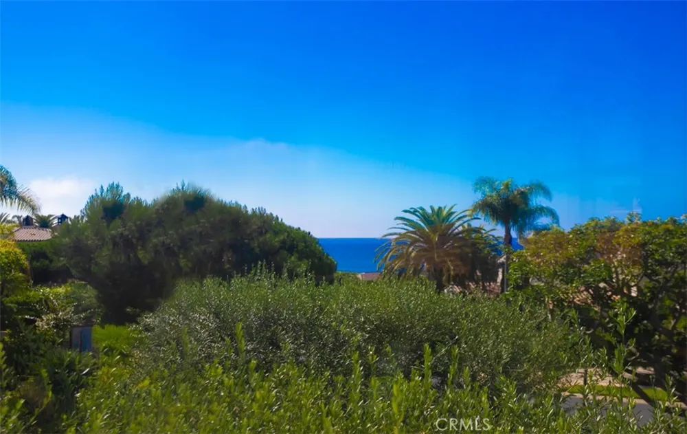 26 Sidney Bay Drive Newport Coast, CA 92657