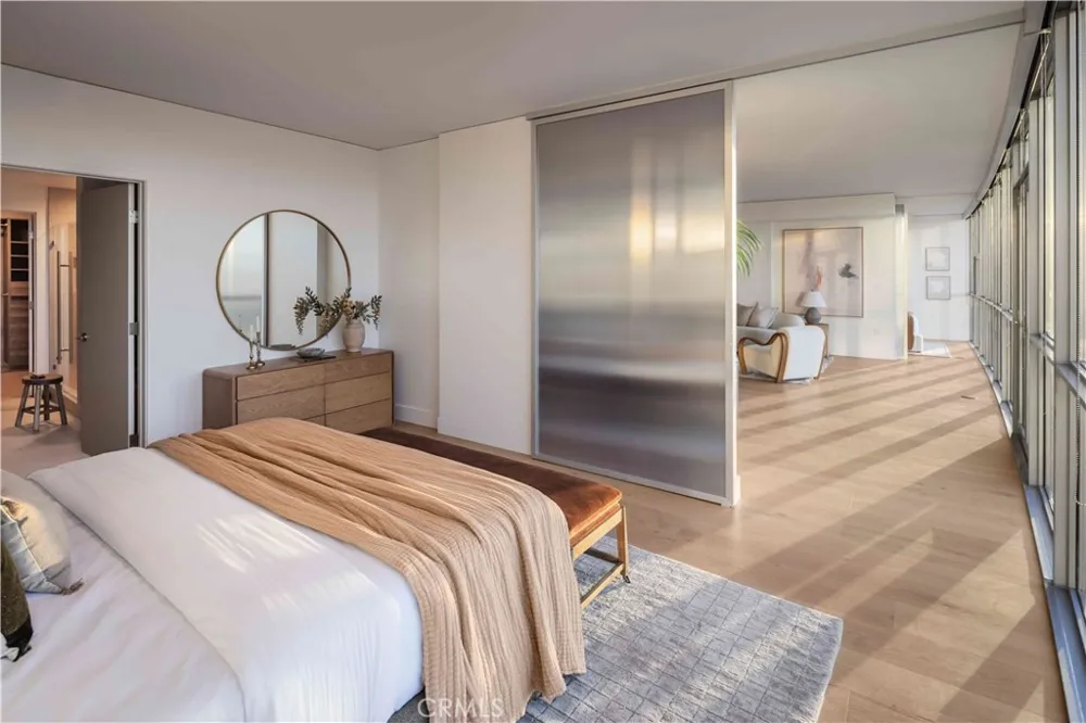 9 MacArthur Place #609 Santa Ana, CA 92707