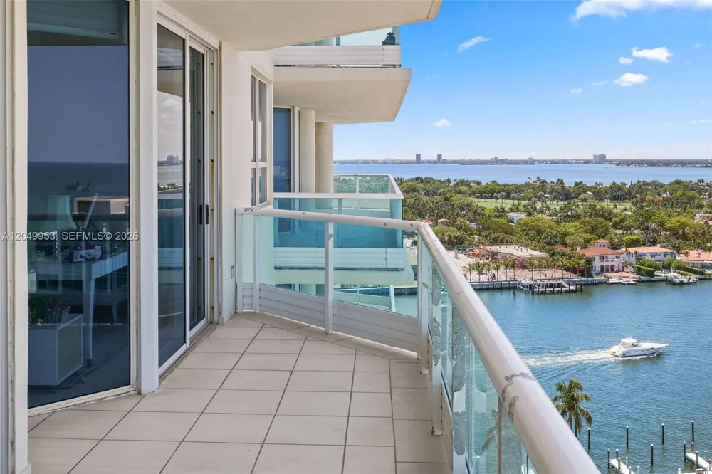 5025 Collins Ave #1707 Miami Beach, FL 33140
