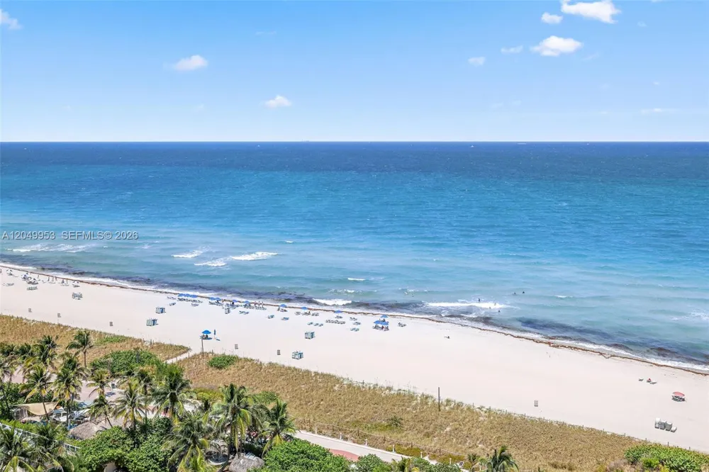 5025 Collins Ave #1707 Miami Beach, FL 33140