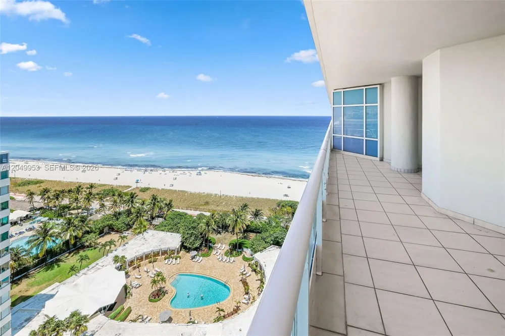5025 Collins Ave #1707 Miami Beach, FL 33140