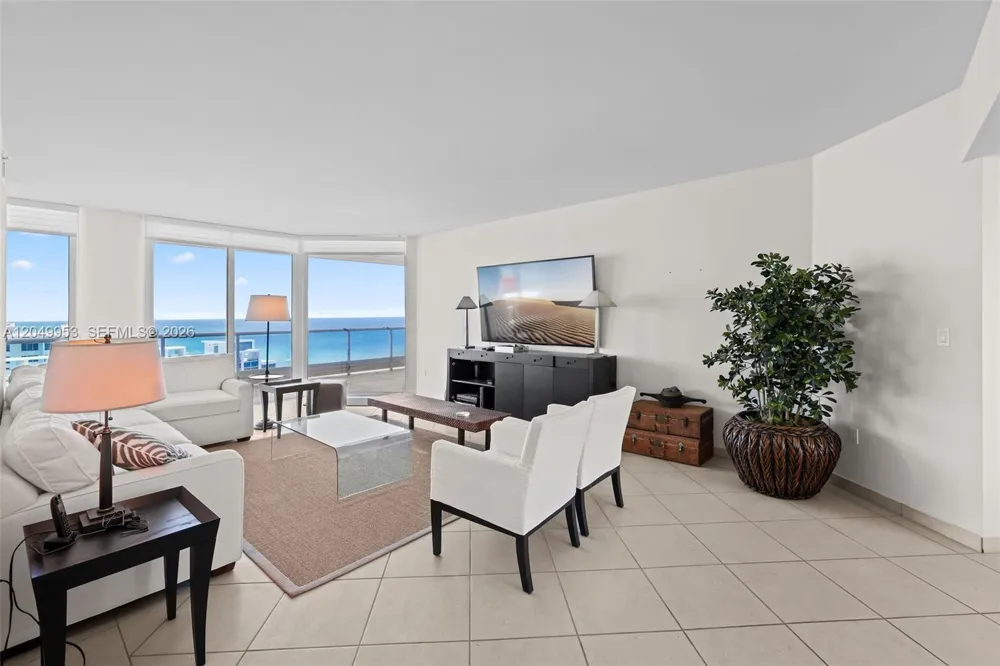 5025 Collins Ave #1707 Miami Beach, FL 33140