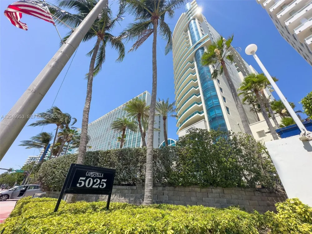 5025 Collins Ave #1707 Miami Beach, FL 33140