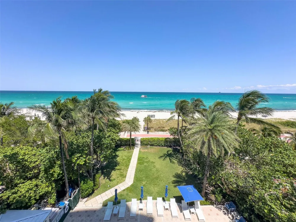 5025 Collins Ave #1707 Miami Beach, FL 33140