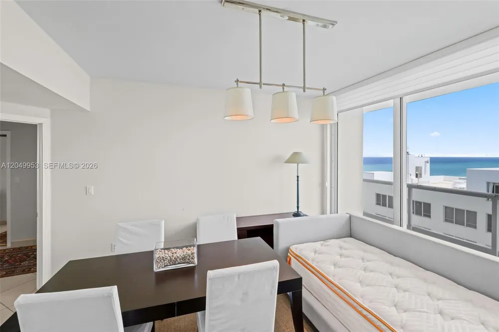 5025 Collins Ave #1707 Miami Beach, FL 33140