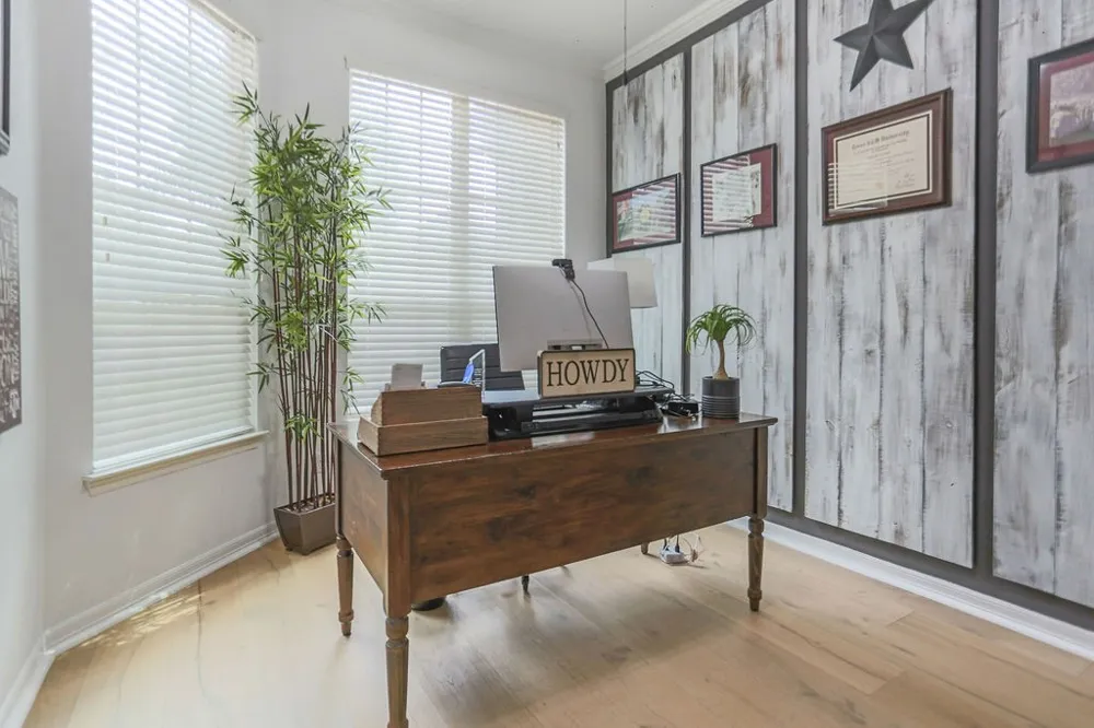 208 Mirafield Lane Austin, TX 78737