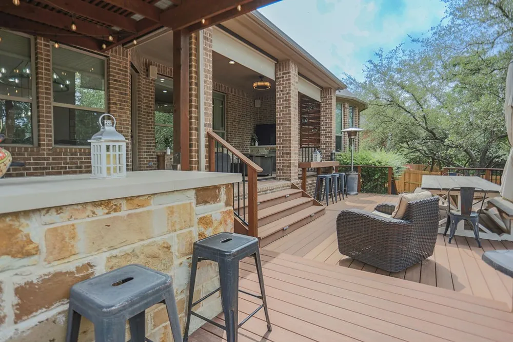 208 Mirafield Lane Austin, TX 78737