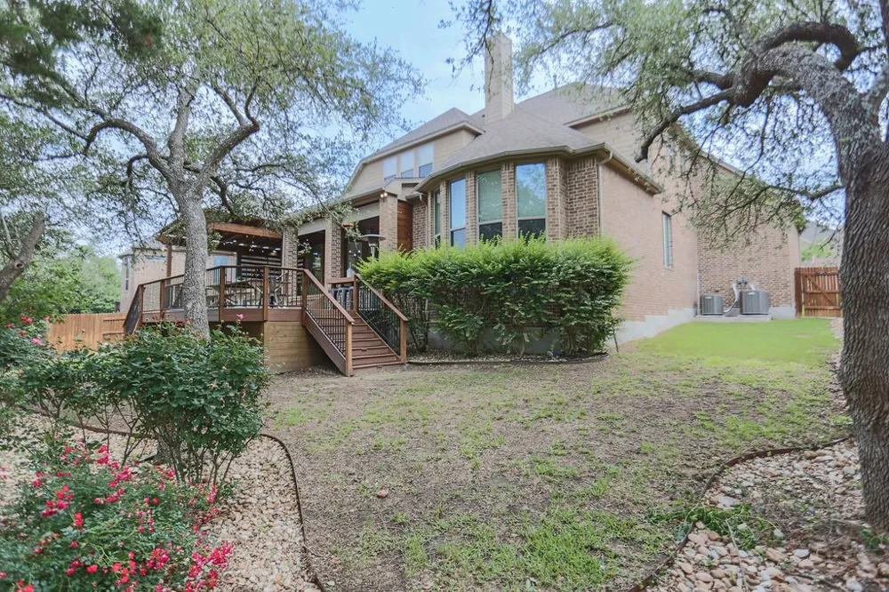 208 Mirafield Lane Austin, TX 78737