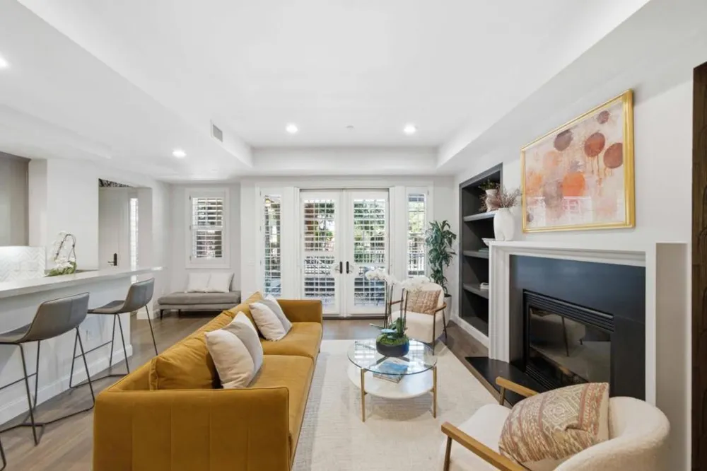 325 Channing Avenue #112 Palo Alto, CA 94301