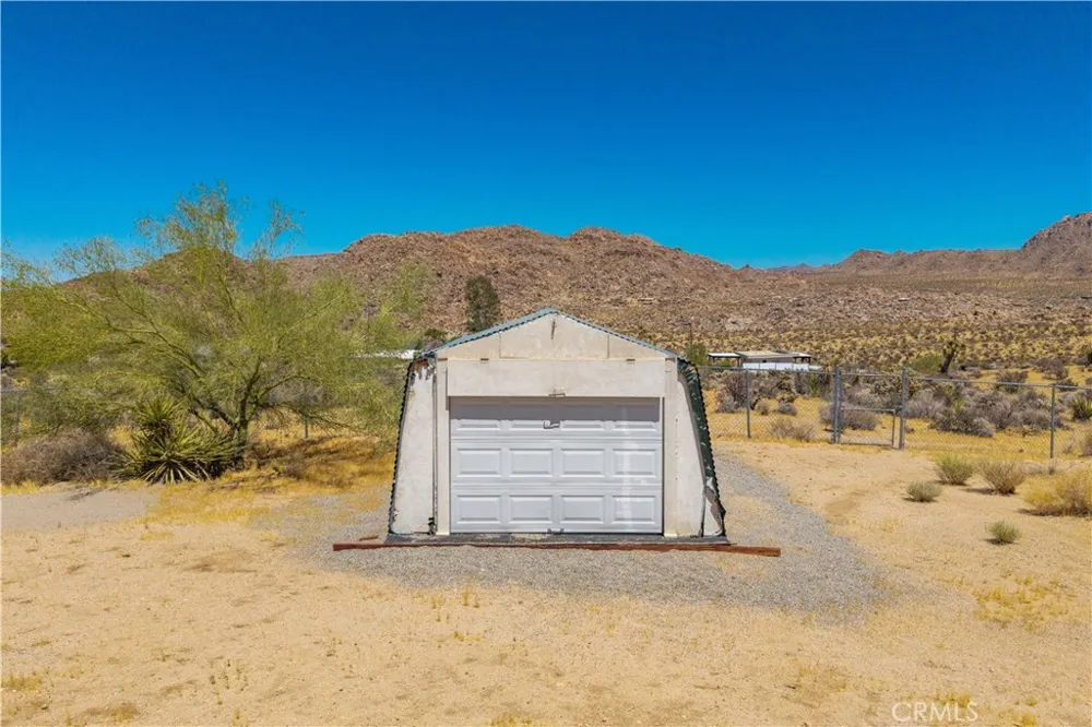 7381 Sunset Road Joshua Tree, CA 92252