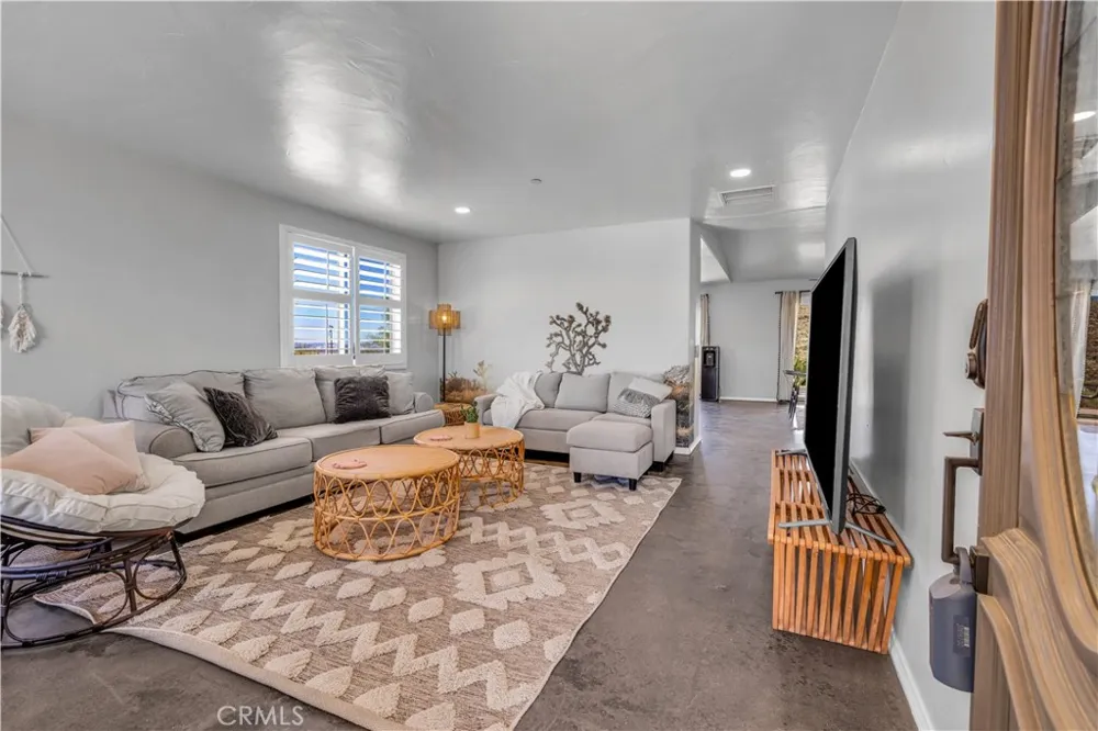 7381 Sunset Road Joshua Tree, CA 92252