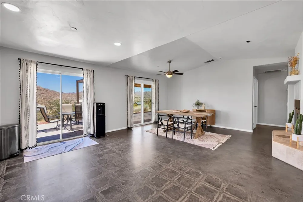 7381 Sunset Road Joshua Tree, CA 92252